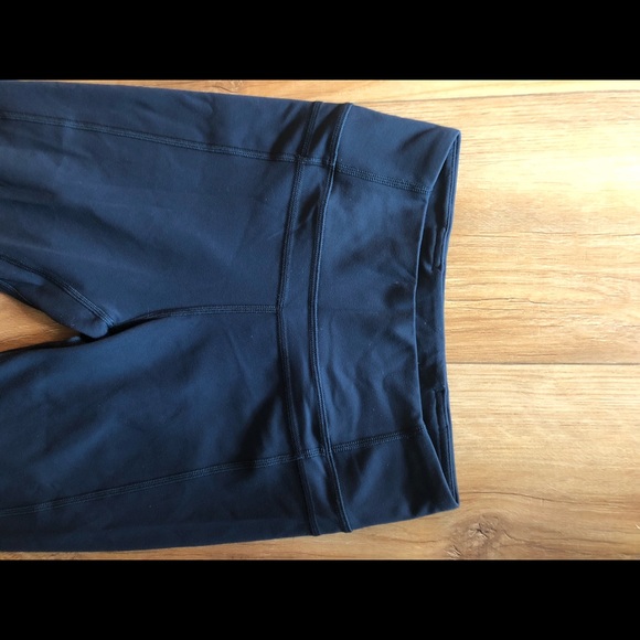 🌺 Lululemon Pushing Limits 🌺 - Picture 7 of 8